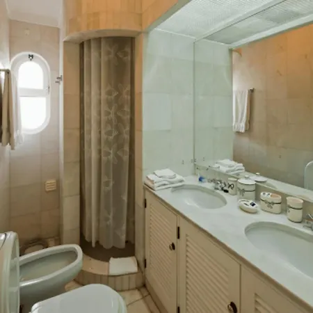 Do Lobo Ocean View 5 Bedrooms Sensational Sea Views Private Pool Vale Do Lobo Willa *